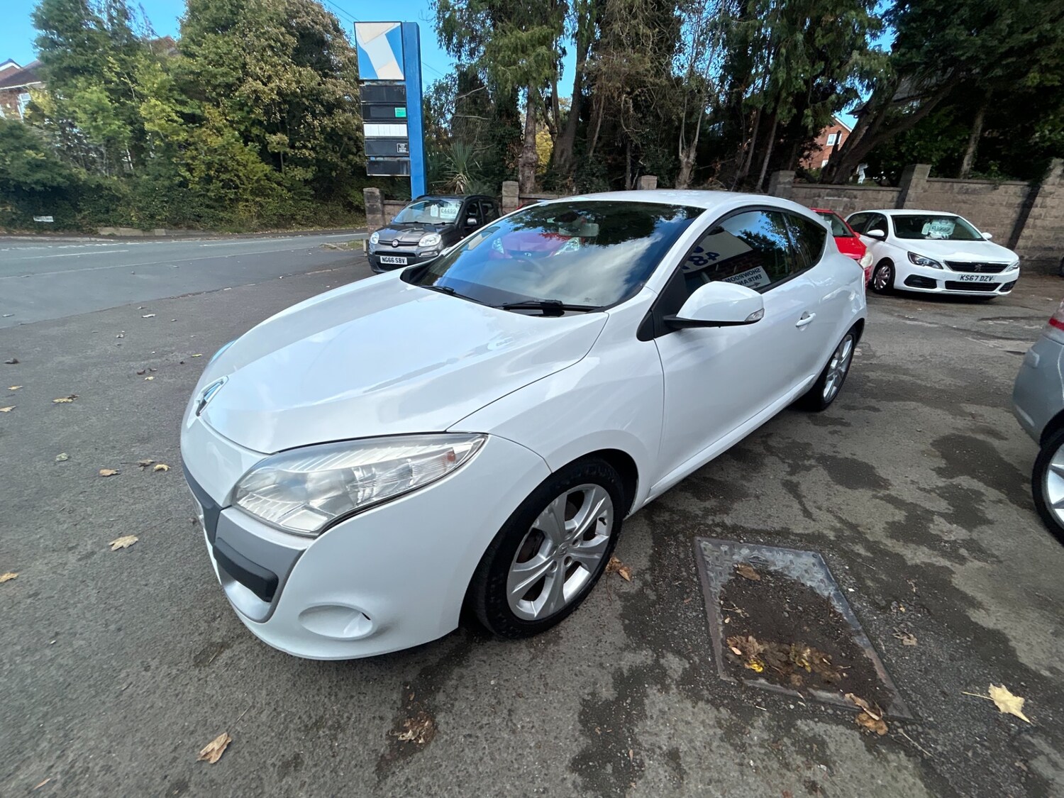 Used Renault Megane 2011 for sale - 76352578: Photo 22