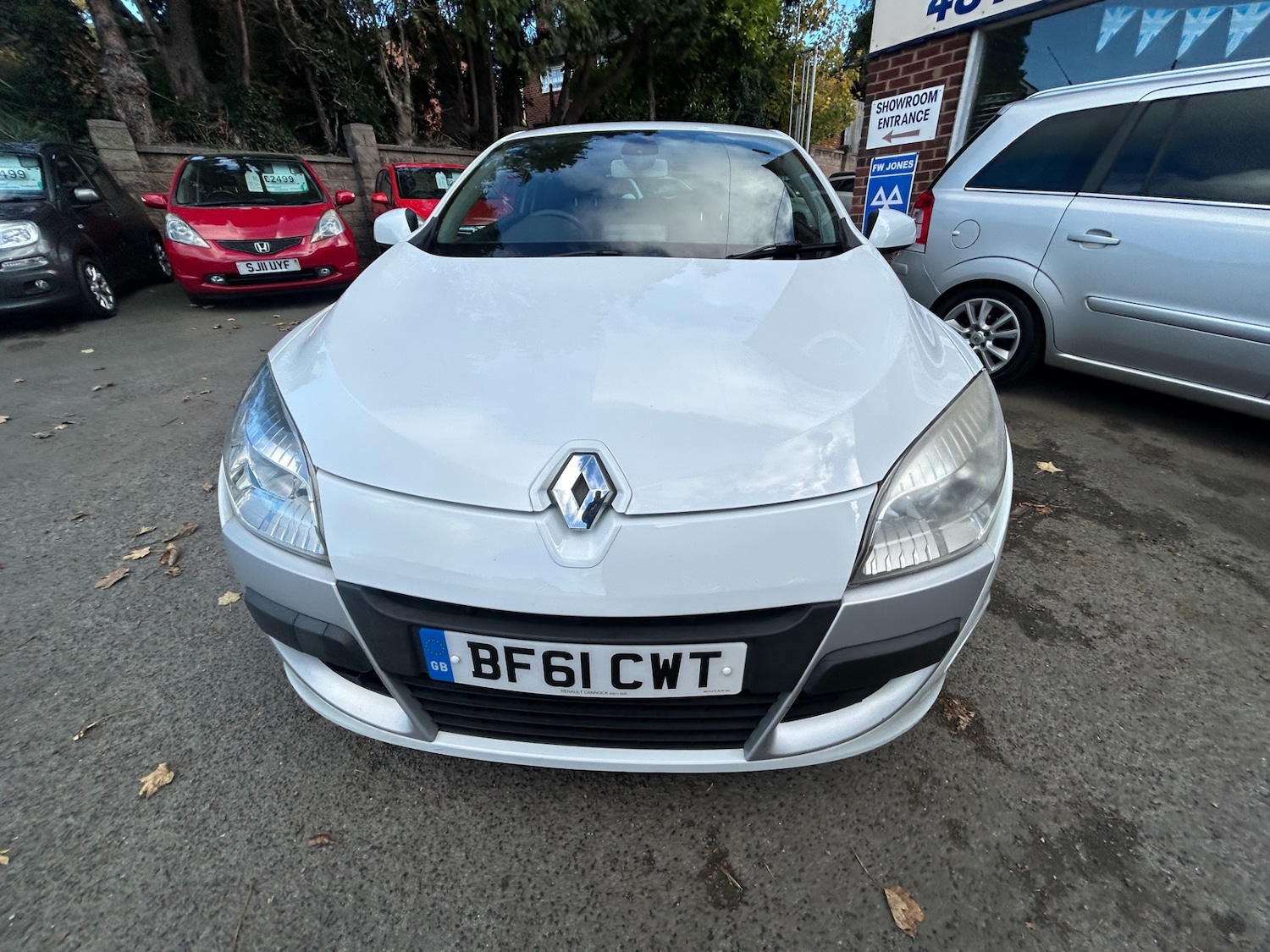 Used Renault Megane 2011 for sale - 76352578: Photo 4