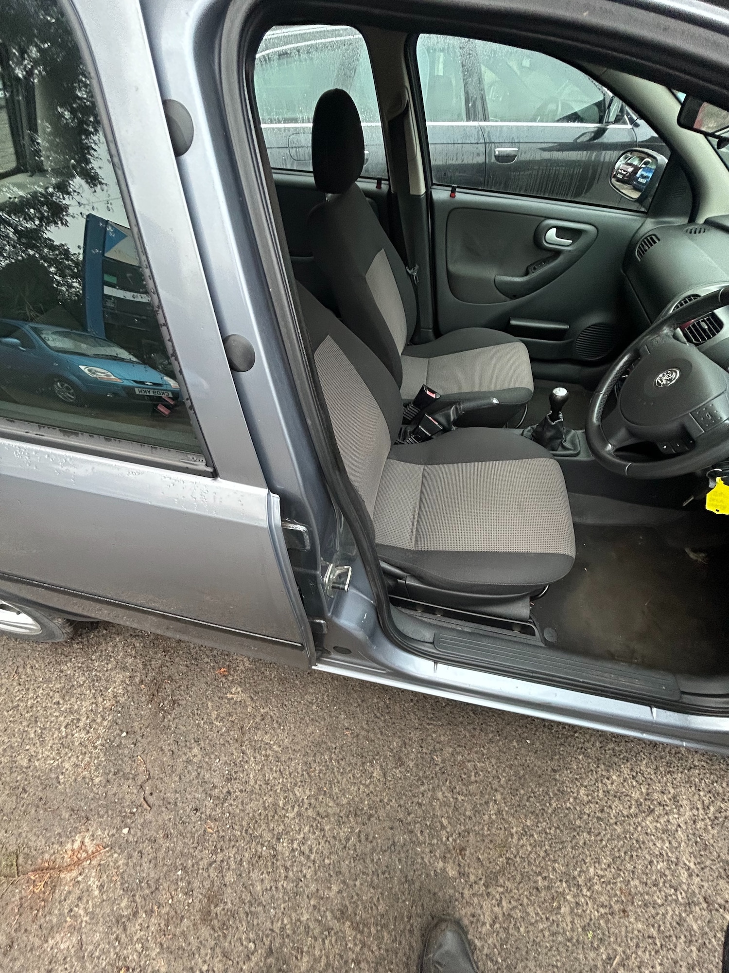 Used Vauxhall Corsa 2004 for sale - 77363224: Photo 13