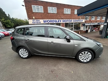 2017 (17) - 1.4T DESIGN 5 DOOR SEVEN SEATER NEW MOT LOW MILEAGE