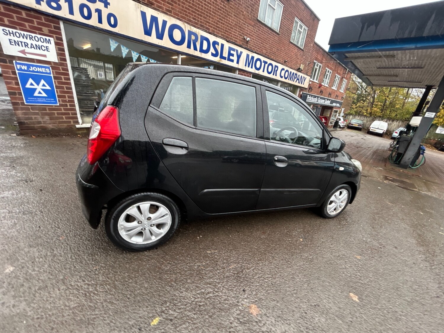 Used Hyundai i10 2012 for sale - 76553780: Photo 18