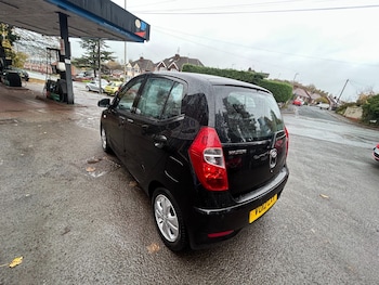 Used Hyundai i10 2012 for sale - 76553780: Photo