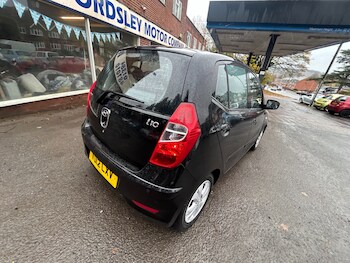 Used Hyundai i10 2012 for sale - 76553780: Photo