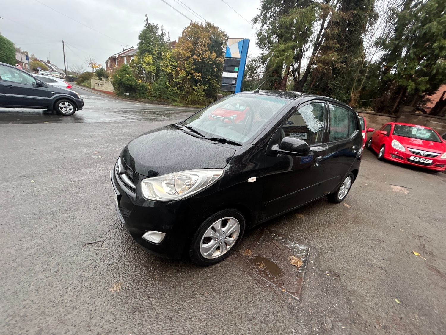Used Hyundai i10 2012 for sale - 76553780: Photo 8