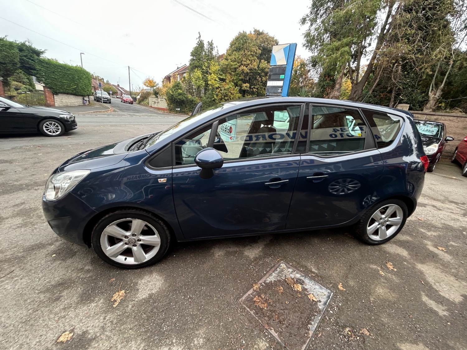 Used Vauxhall Meriva 2012 for sale - 76401834: Photo 2