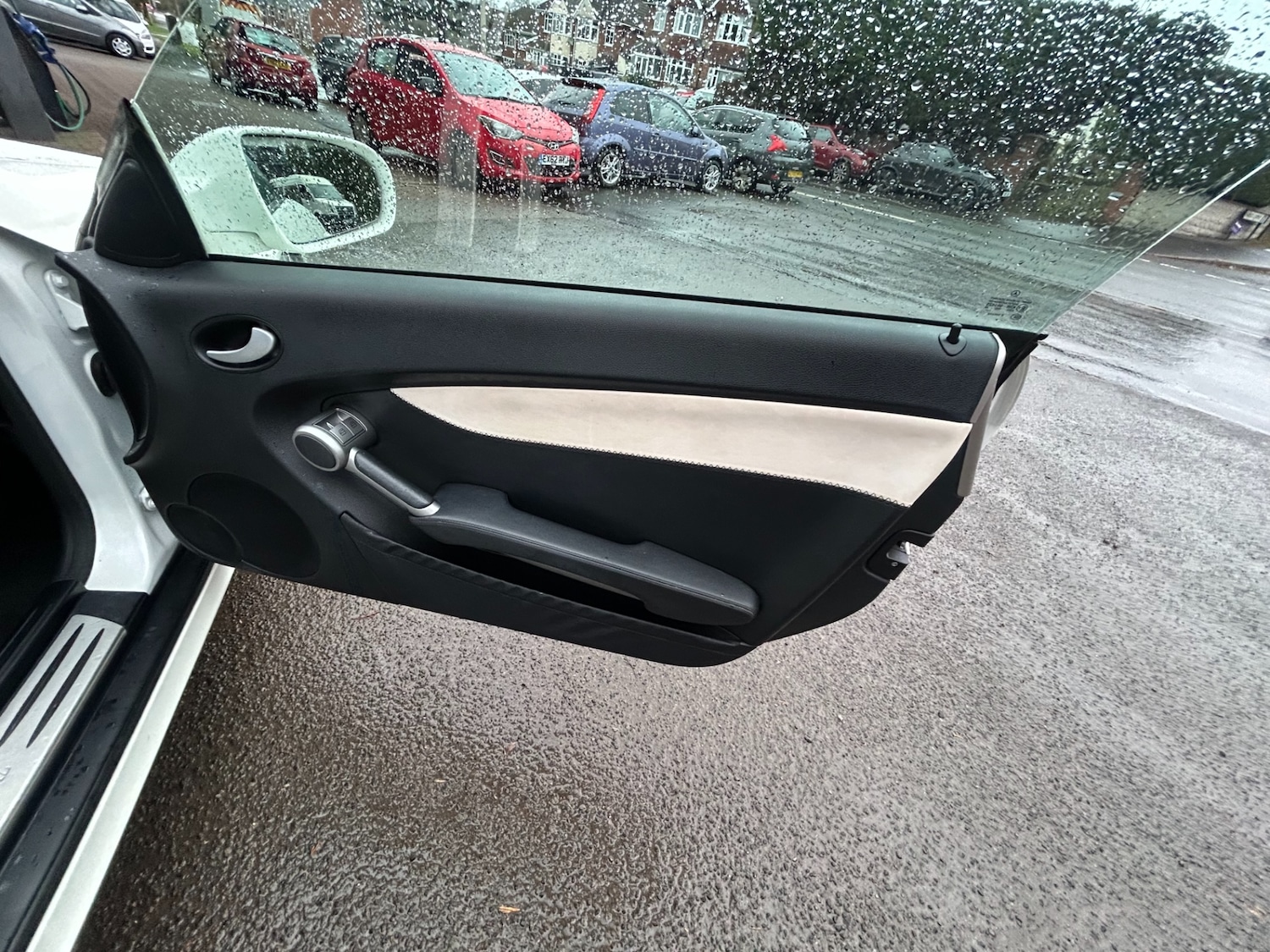 Used Mercedes-Benz SLK 2009 for sale - 77902775: Photo 15