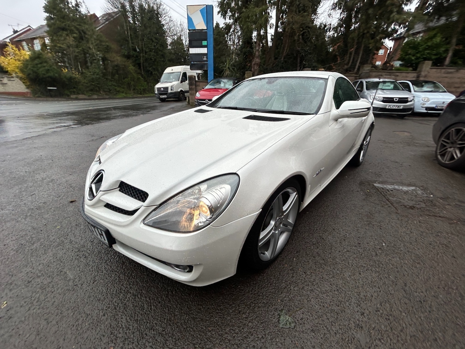 Used Mercedes-Benz SLK 2009 for sale - 77902775: Photo 2