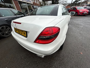 Used Mercedes-Benz SLK 2009 for sale - 77902775: Photo