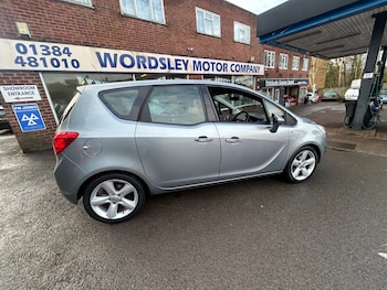 2013 (13) - 1.4i 16V TECH LINE 5 DOOR NEW MOT