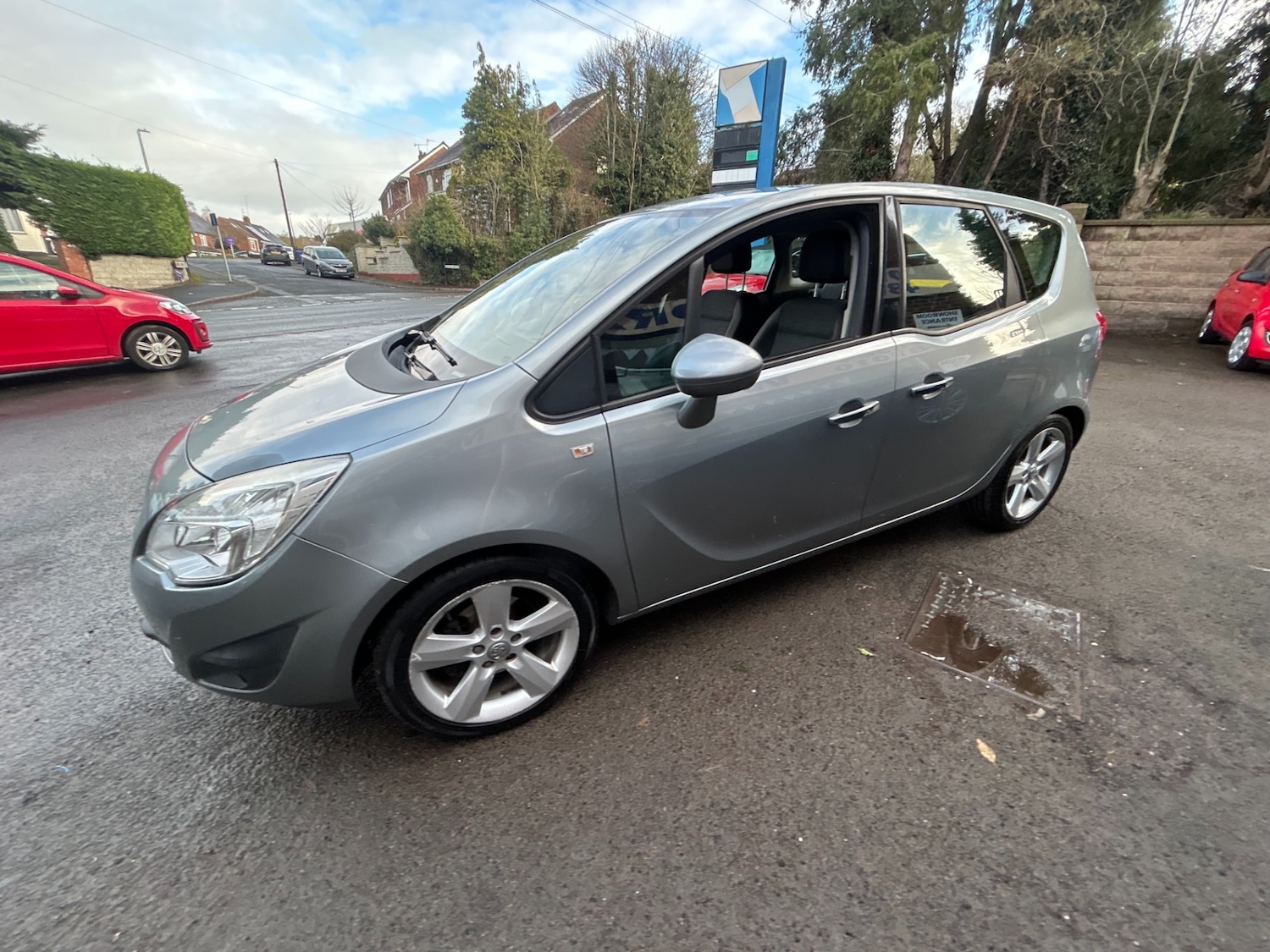 Used Vauxhall Meriva 2013 for sale - 77775237: Photo 2