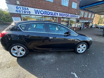 Used Vauxhall Astra 2014 for sale - 77997573: Photo