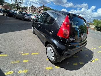 Used Peugeot 107 2010 for sale - 79548595: Photo