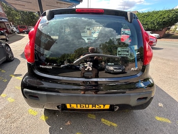 Used Peugeot 107 2010 for sale - 79548595: Photo