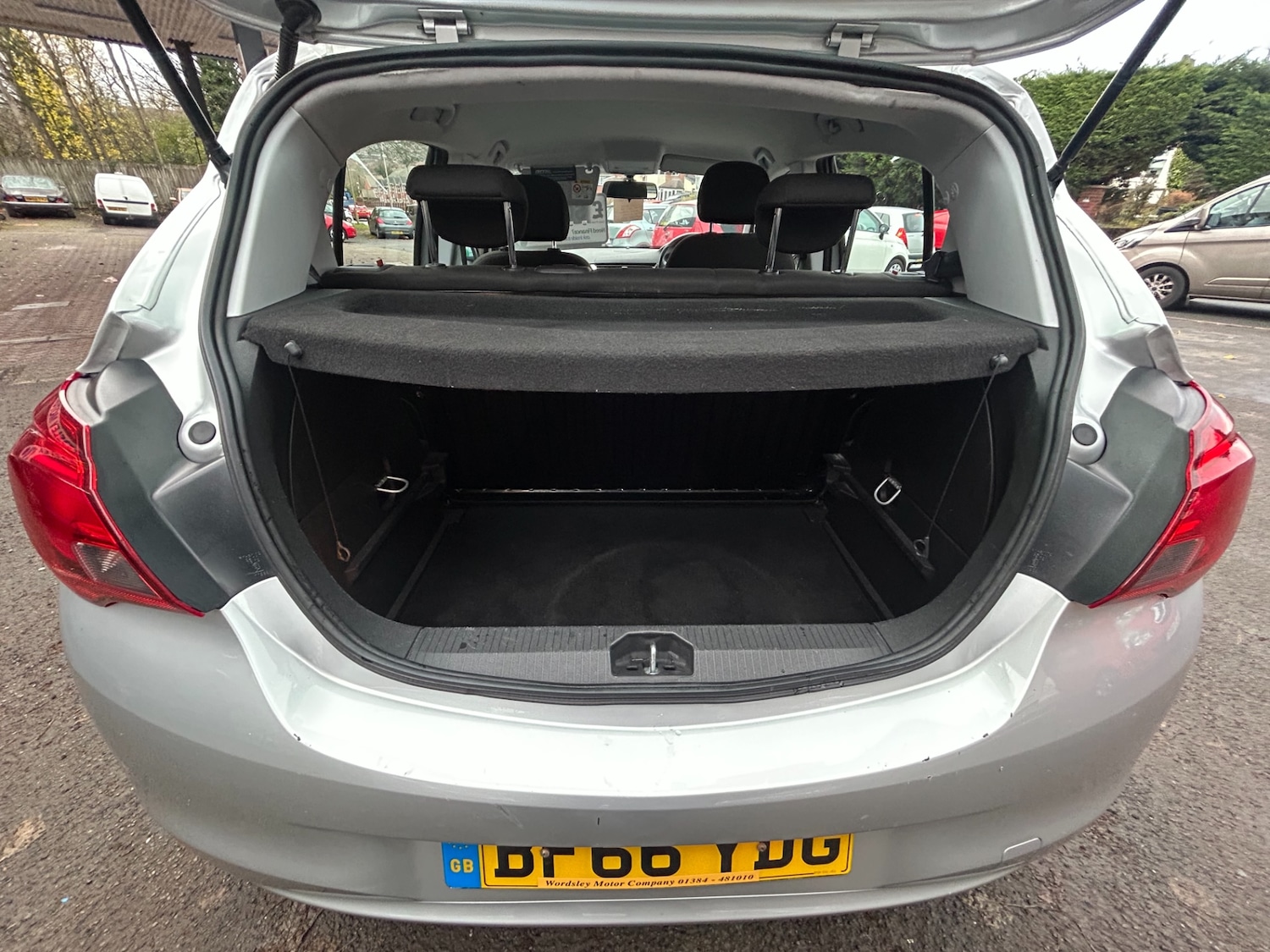 Used Vauxhall Corsa 2016 for sale - 76769098: Photo 15