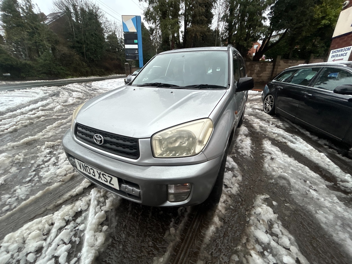 Used Toyota RAV4 2003 for sale - 77149136: Photo 3
