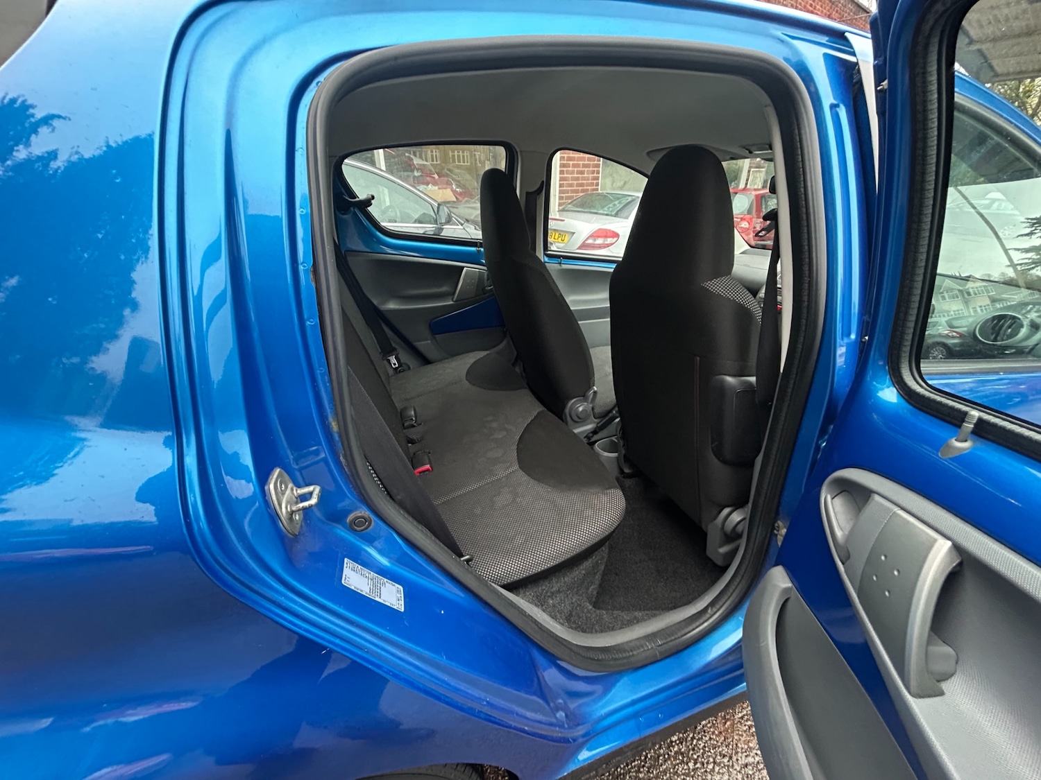 Used Toyota AYGO 2011 for sale - 76763113: Photo 14