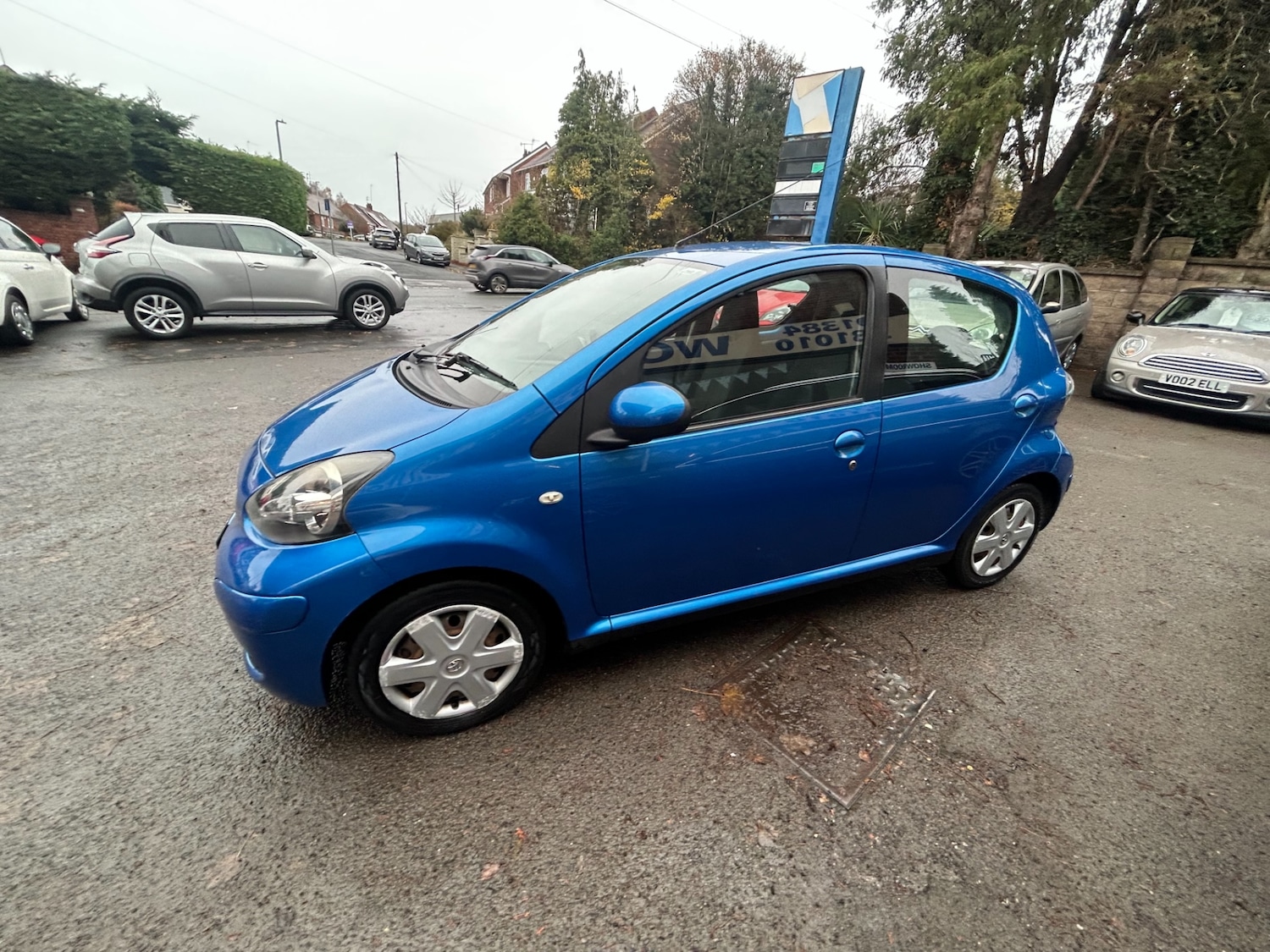 Used Toyota AYGO 2011 for sale - 76763113: Photo 2