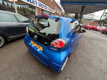 Used Toyota AYGO 2011 for sale - 76763113: Photo