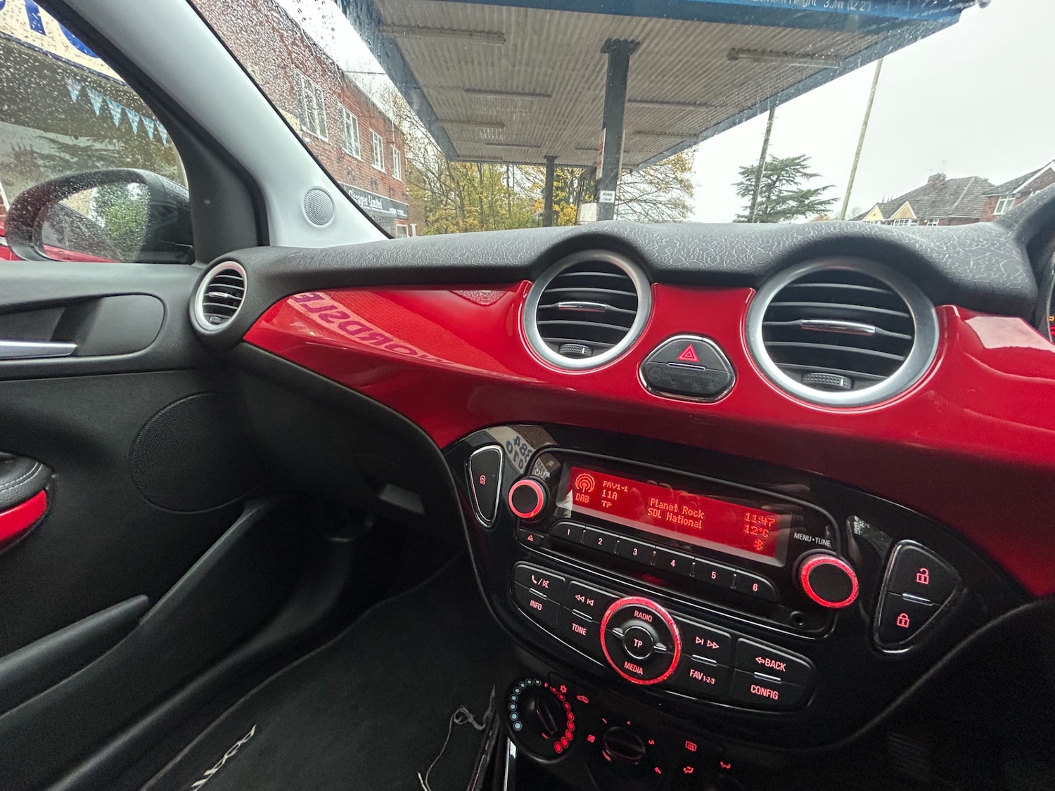Used Vauxhall ADAM 2015 for sale - 76525841: Photo 13
