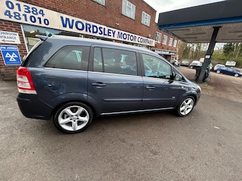 Used Vauxhall Zafira 2010 for sale - 77076946: Photo