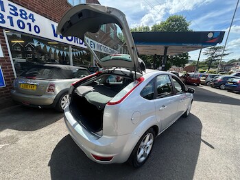 Used Ford Focus 2010 for sale - 78668472: Photo