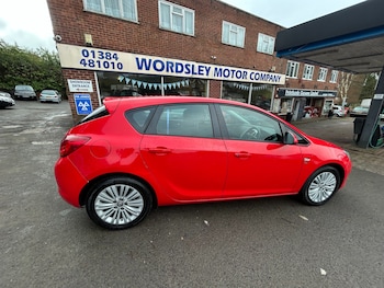 Used Vauxhall Astra 2013 for sale - 77352209: Photo