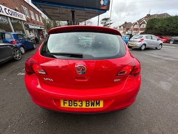 Used Vauxhall Astra 2013 for sale - 77352209: Photo