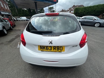 Used Peugeot 208 2013 for sale - 75512177: Photo