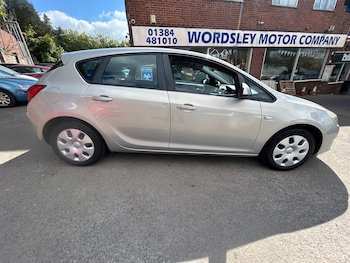Used Vauxhall Astra 2010 for sale - 78092767: Photo