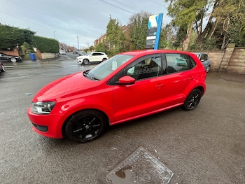 Used Volkswagen Polo 2010 for sale - 77515937: Photo