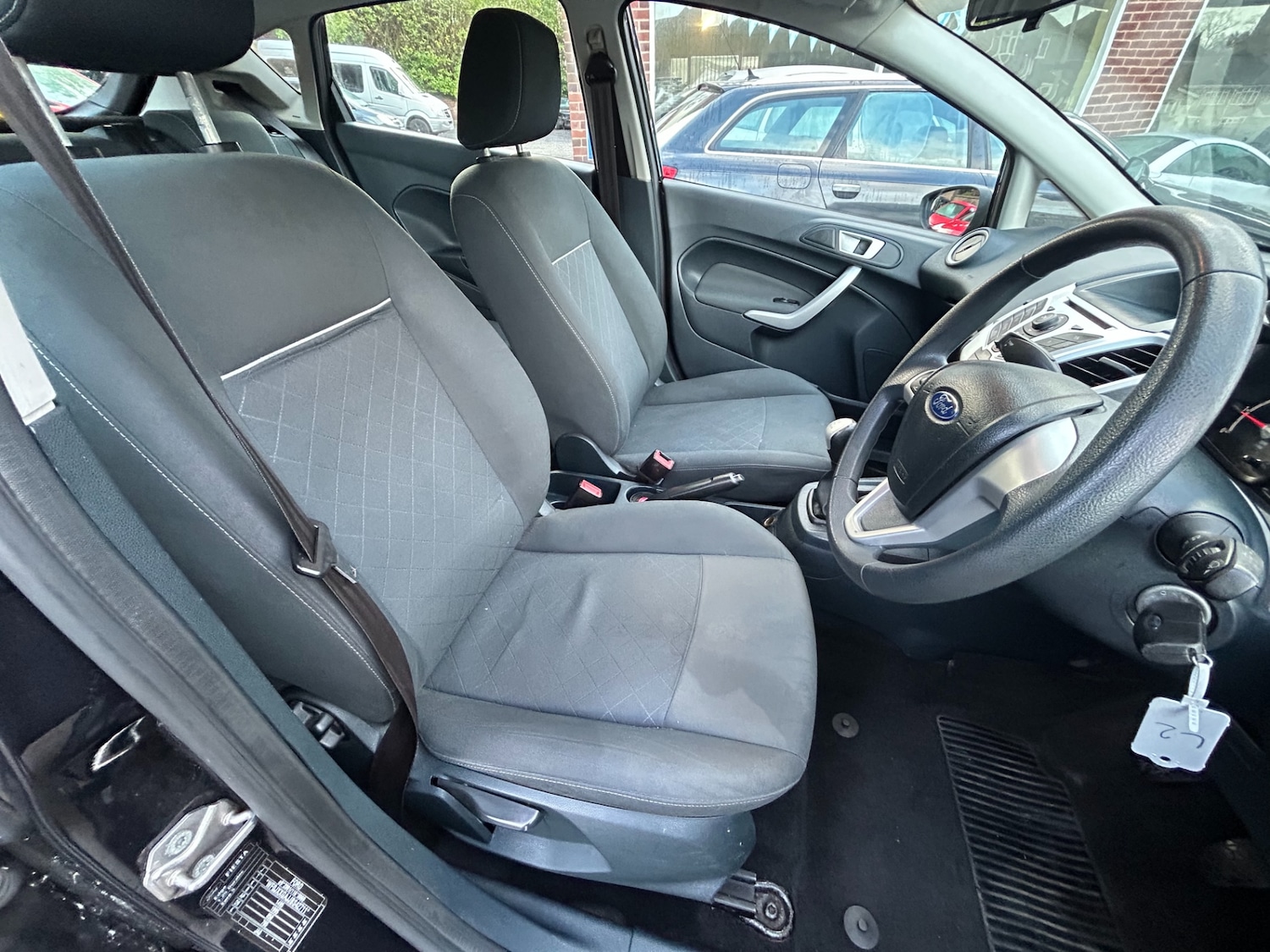 Used Ford Fiesta 2011 for sale - 76891566: Photo 8