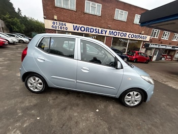 Used Hyundai i10 2012 for sale - 77023983: Photo