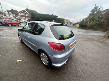 Used Peugeot 206 2005 for sale - 77352156: Photo