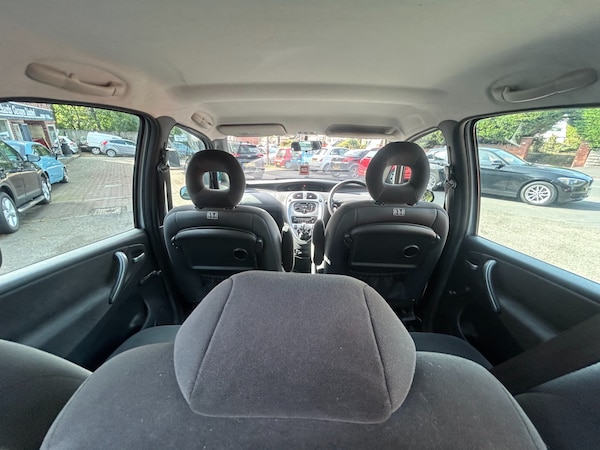 Used Citroen Xsara Picasso 2009 for sale - 75982459: Photo 10