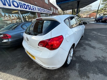 Used Vauxhall Astra 2012 for sale - 77310522: Photo