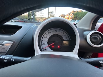 Used Peugeot 107 2012 for sale - 76892324: Photo