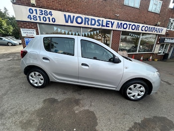 Used Dacia Sandero 2017 for sale - 77729133: Photo