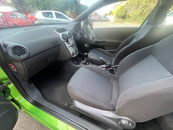 Used Vauxhall Corsa 2012 for sale - 77818029: Photo