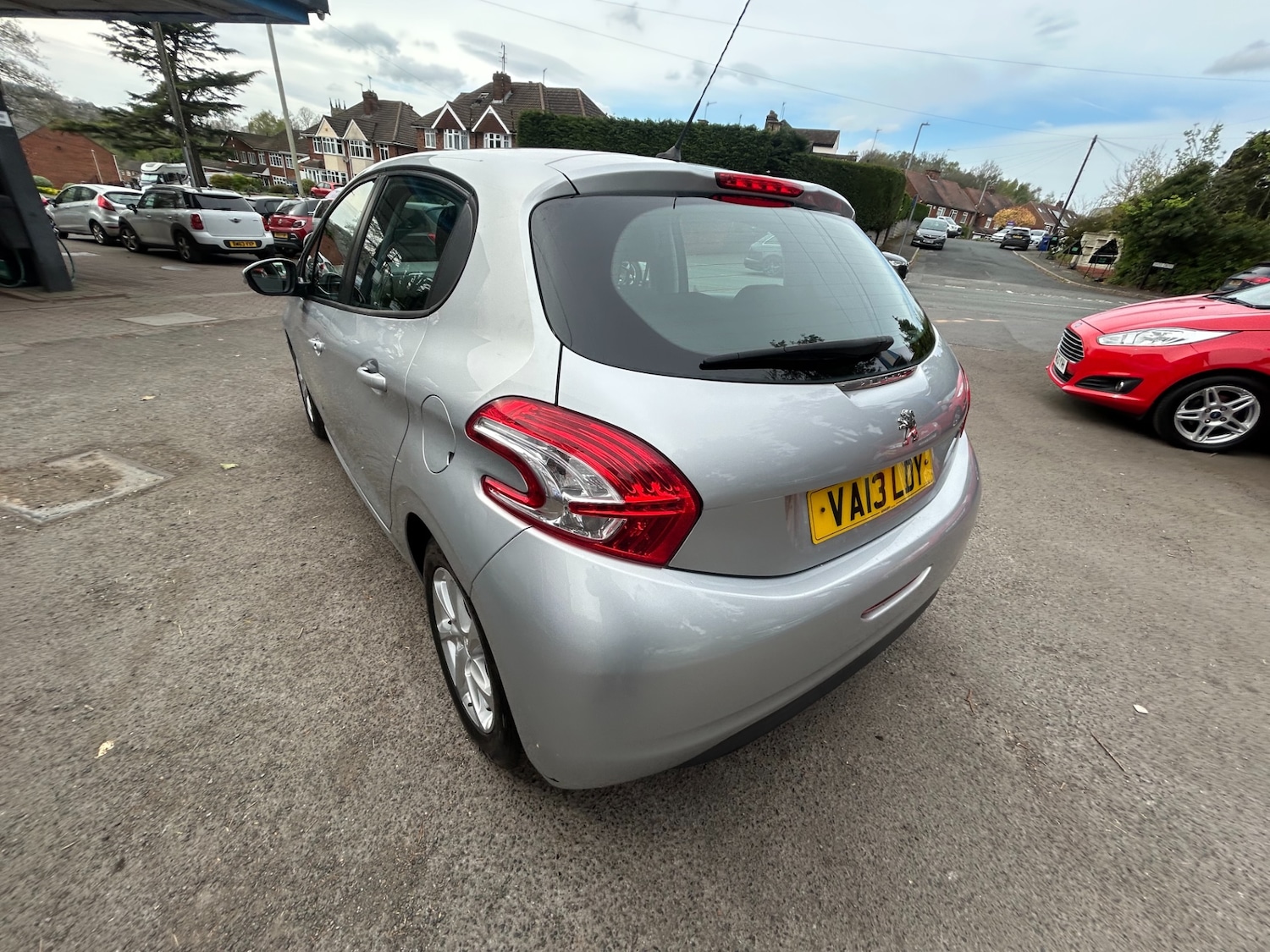 Used Peugeot 208 2013 for sale - 78199045: Photo 11