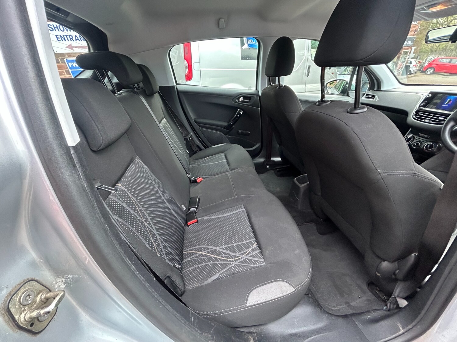 Used Peugeot 208 2013 for sale - 78199045: Photo 22