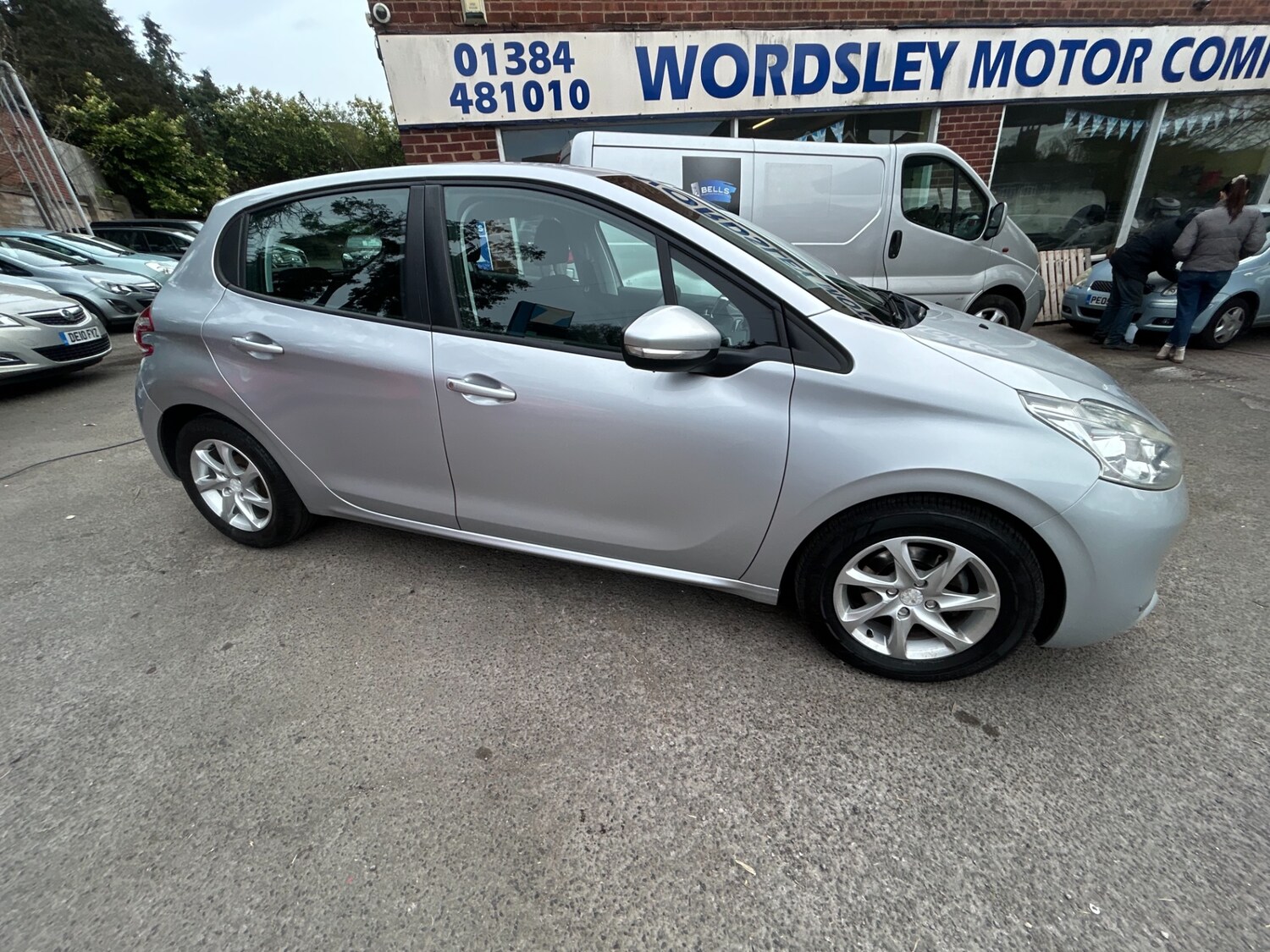 Used Peugeot 208 2013 for sale - 78199045: Photo 24