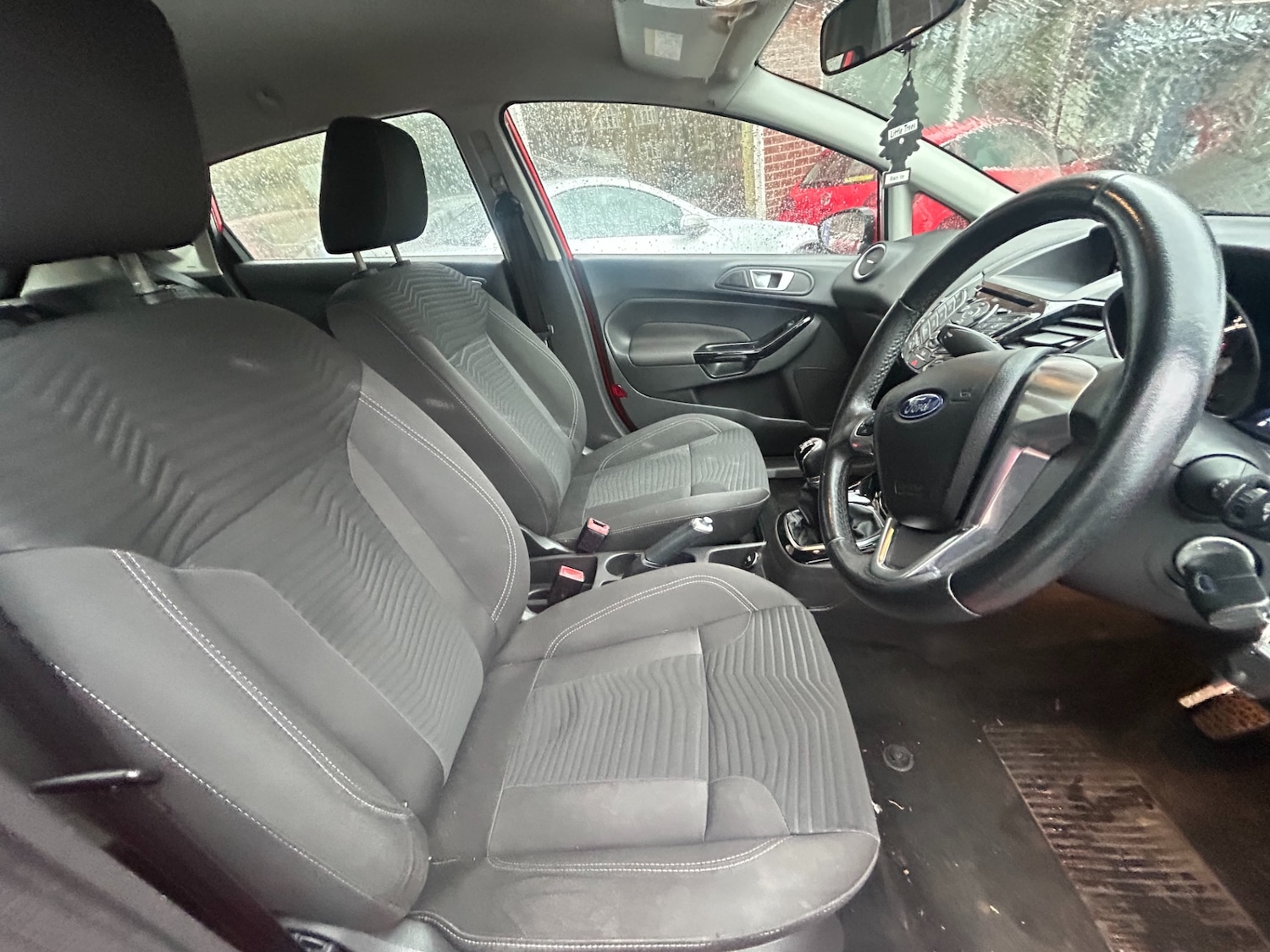 Used Ford Fiesta 2015 for sale - 76662561: Photo 14