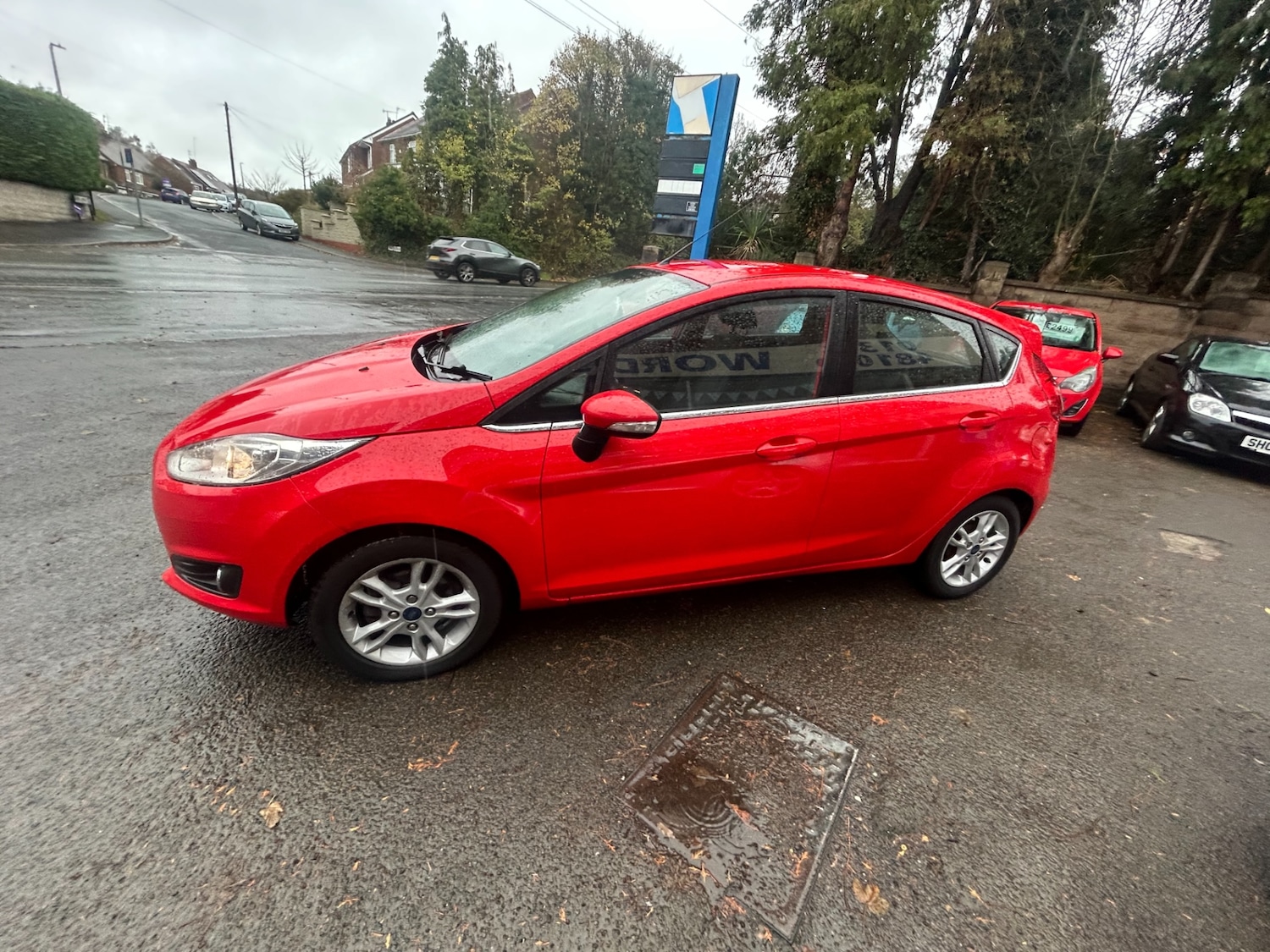 Used Ford Fiesta 2015 for sale - 76662561: Photo 3