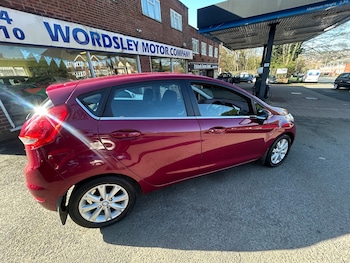 Used Ford Fiesta 2010 for sale - 77896354: Photo