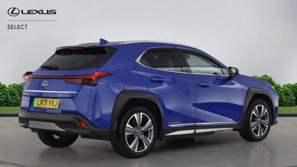 Used Lexus UX 2021 for sale - 76359777: Photo 2