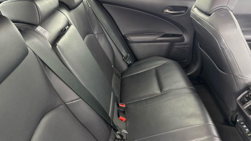 Used Lexus UX 2021 for sale - 76381509: Photo 14