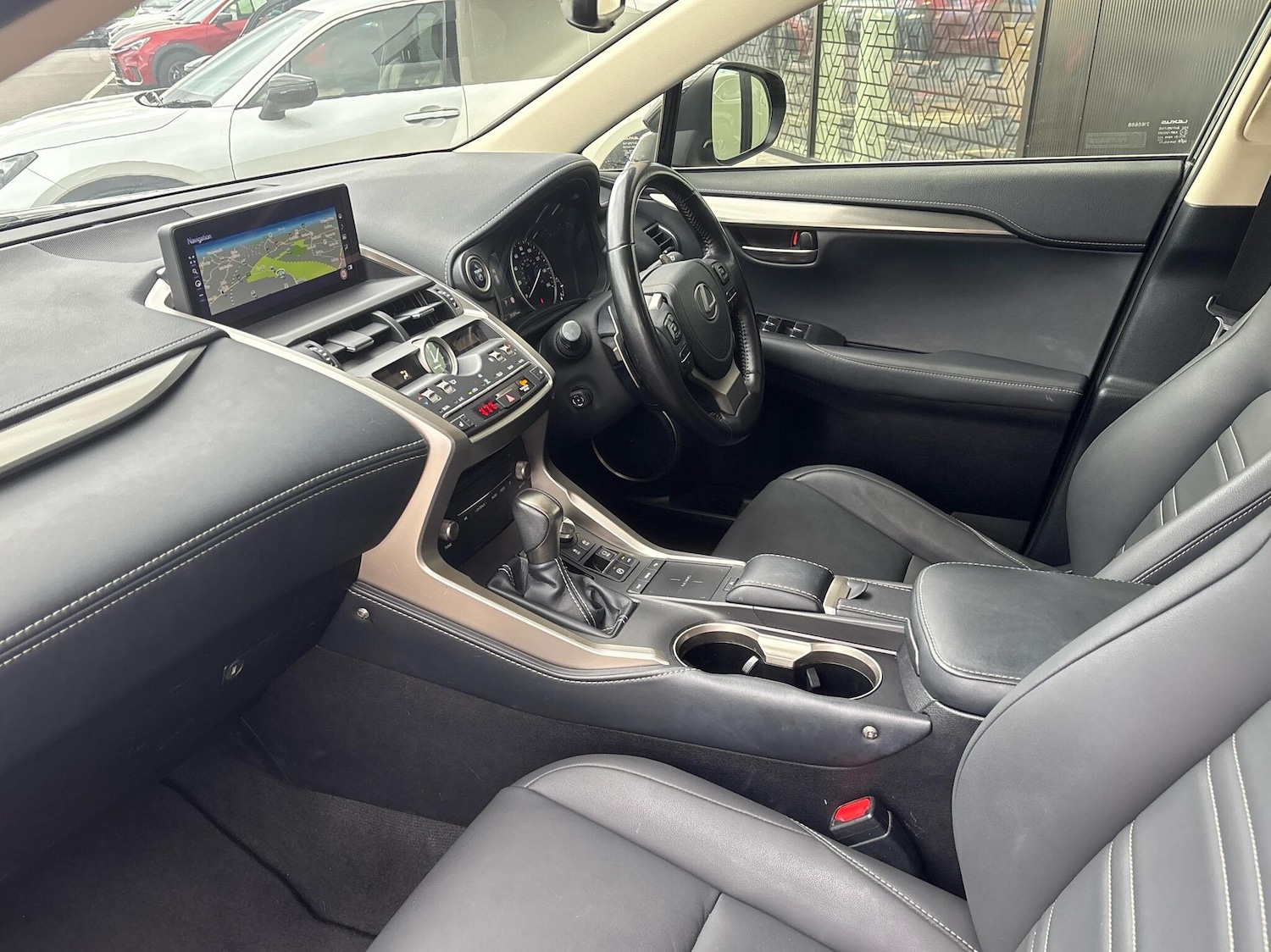 Used Lexus NX 2021 for sale - 76730604: Photo 2