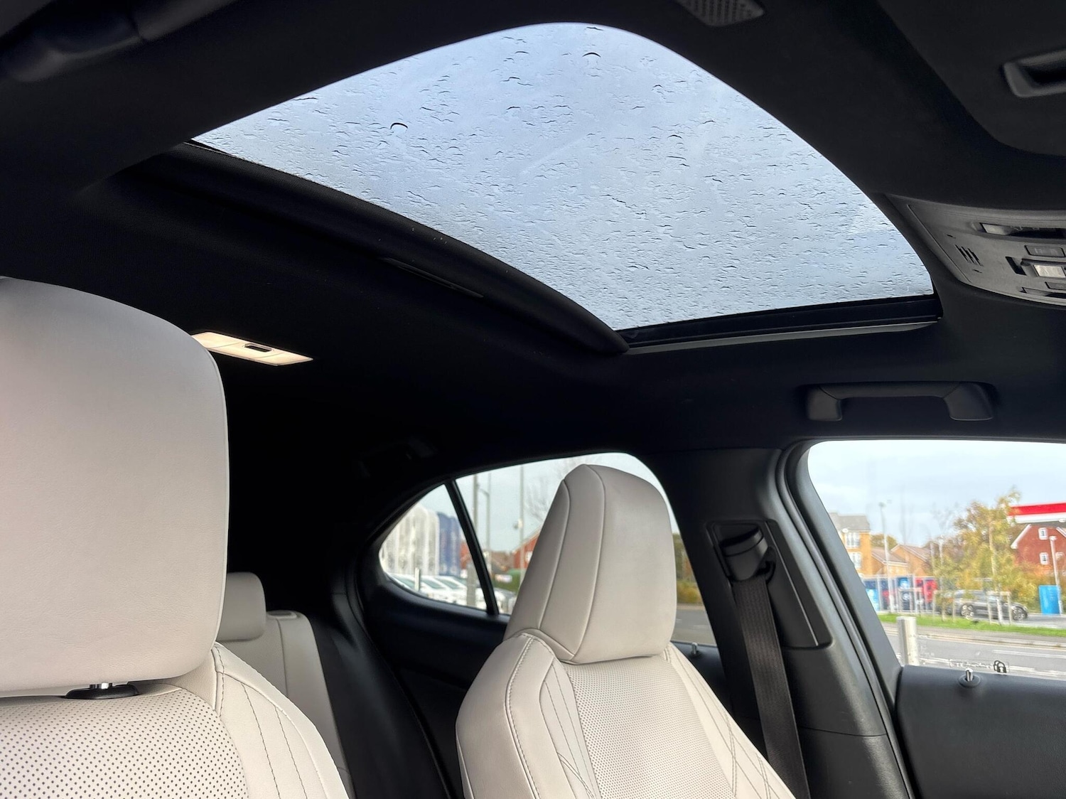 Used Lexus UX 2019 for sale - 76716839: Photo 13