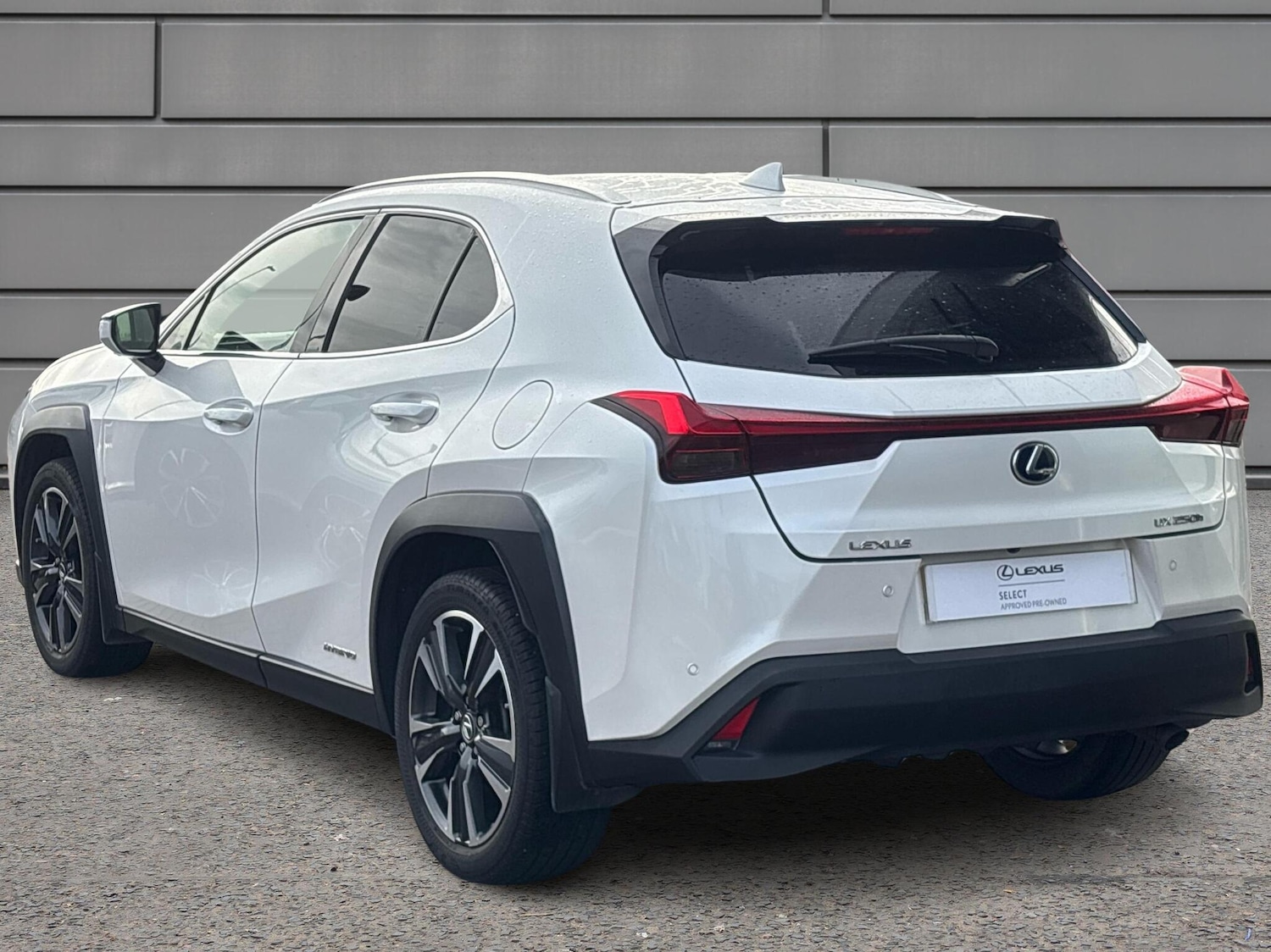 Used Lexus UX 2019 for sale - 76716839: Photo 3