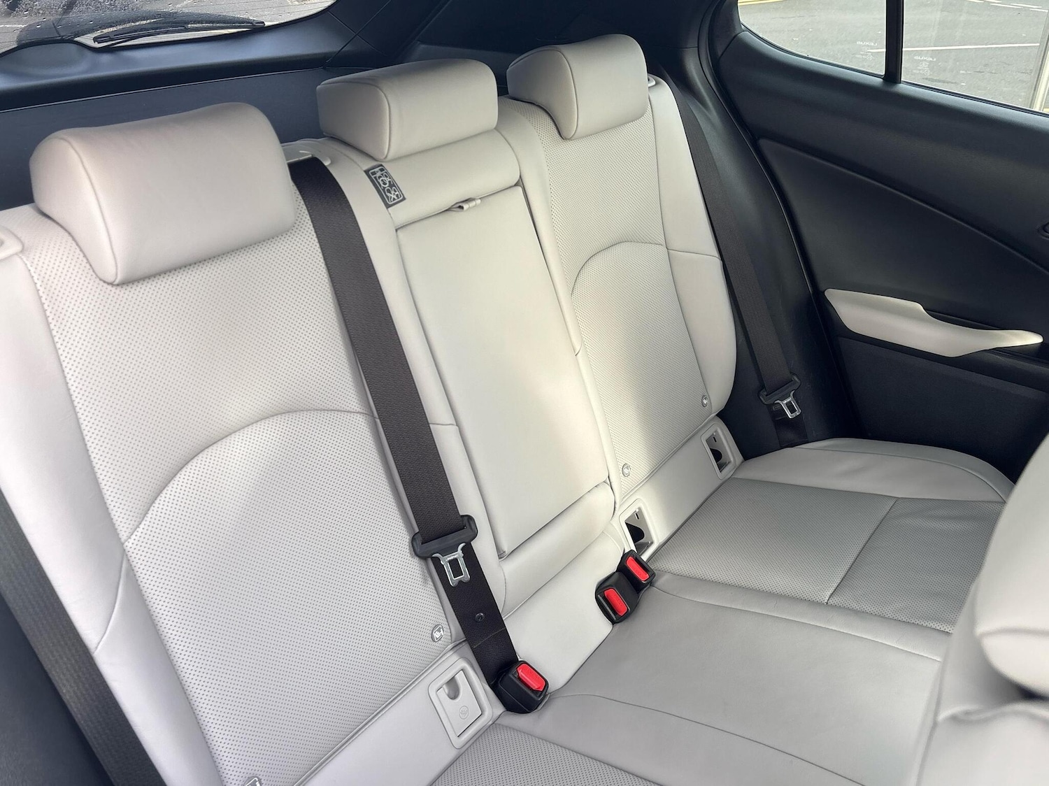 Used Lexus UX 2019 for sale - 76716839: Photo 9